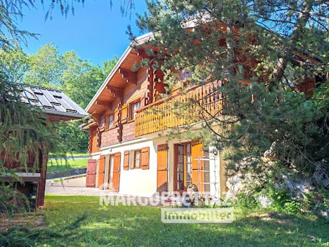 Vente Chalet 6 pièces 136 m2 Mieussy
