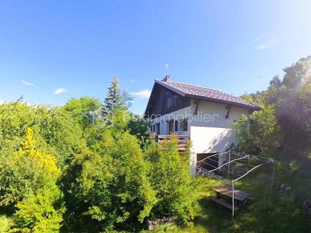 Vente Chalet 9 pièces 128 m2 Beauvezer
