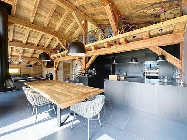 Vente Chalet 9 pièces 260.23 m2 La Giettaz
