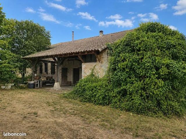 Vente | Corps de ferme | 5p | 3ch | 152 m² | Auvillar | Terrasse