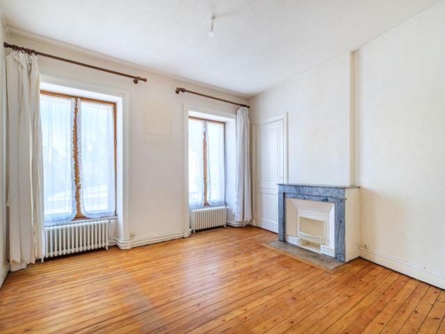 Vente de maison, terrain constructible, piscinable Champagne Au Mont d'Or
