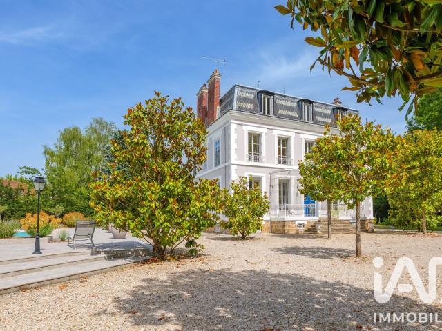 Vente Demeure 11 pièces 350m² Soisy sur Seine
