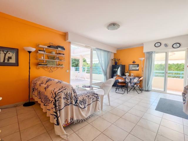 vente dernier étage 3 Pièce s 54m² Antibes