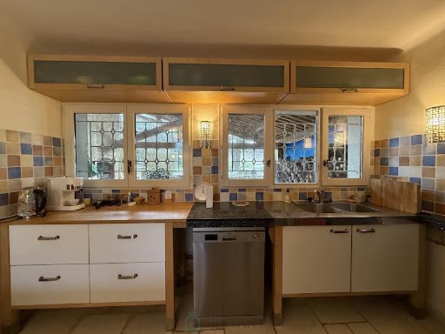 Vente Propriété 13 pièces 200 m2 Reillanne