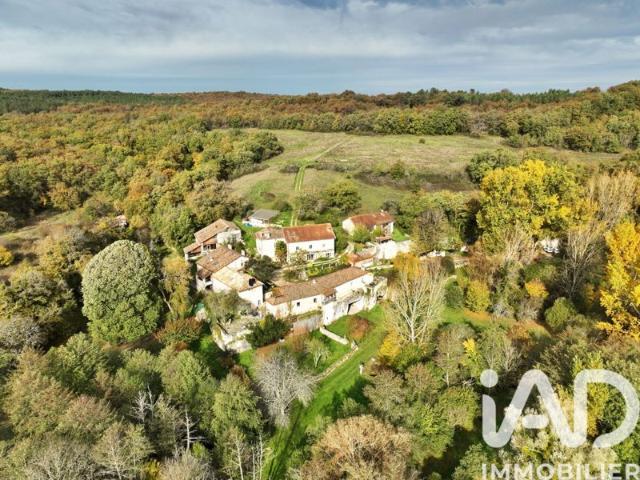 Vente Domaine 28 pièces