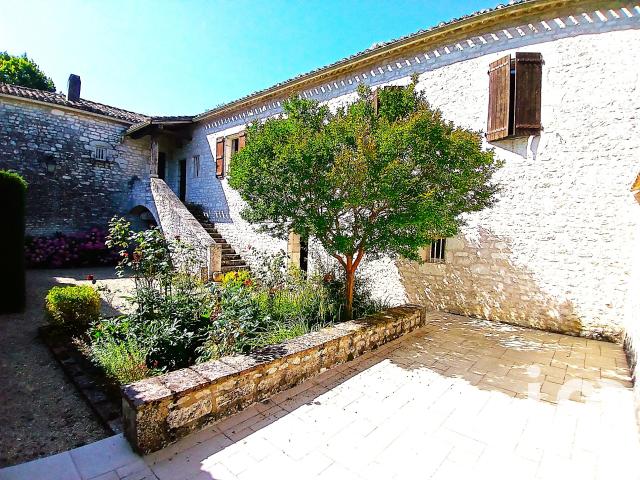 Vente Domaine 7 pièces
