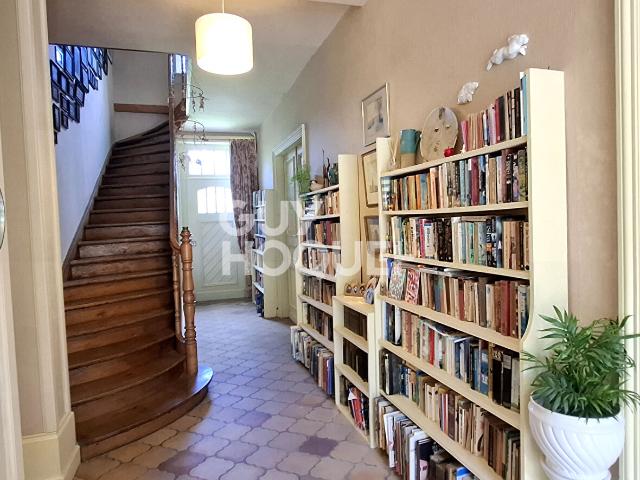VENTE d'une propriété sur 2 hectares proche Aire sur la Lys