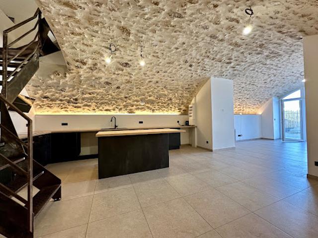 Vente Duplex 3 pièces 100 m2 Forges les Bains