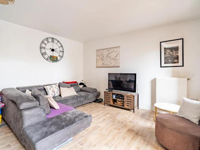 Vente Duplex 3 pièces 64 m2 Stains