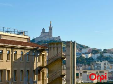 Vente Duplex 3 pièces 66 m2 Marseille 2ème