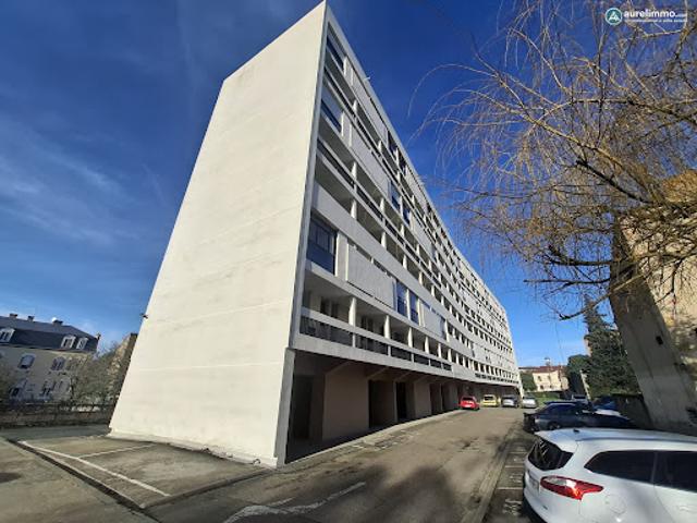 Vente Duplex 3 pièces 67.89 m2 Montluçon