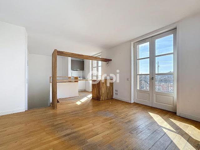 Vente Duplex 3 pièces 67 m2 Limoges