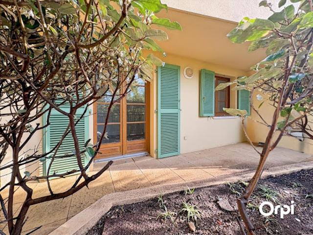 Vente Duplex 3 pièces 73.08 m2 Grimaud