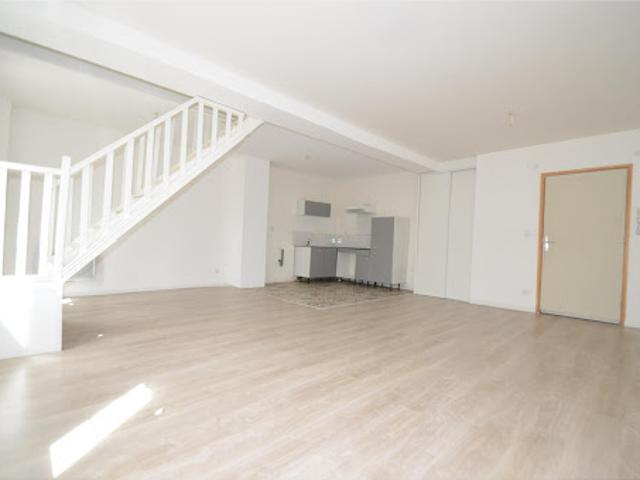 Vente Duplex 3 pièces 74 m2 Coutras
