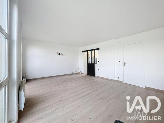 Vente Duplex 3 pièces 80 m2 Voisins le Bretonneux