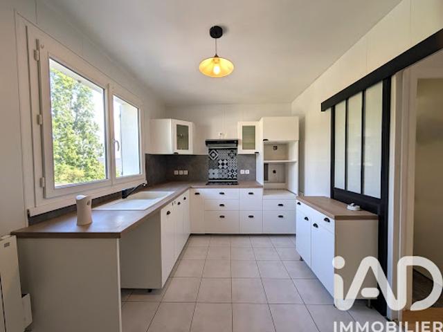 Vente Duplex 3 pièces 83 m2 Saint Thibault des Vignes
