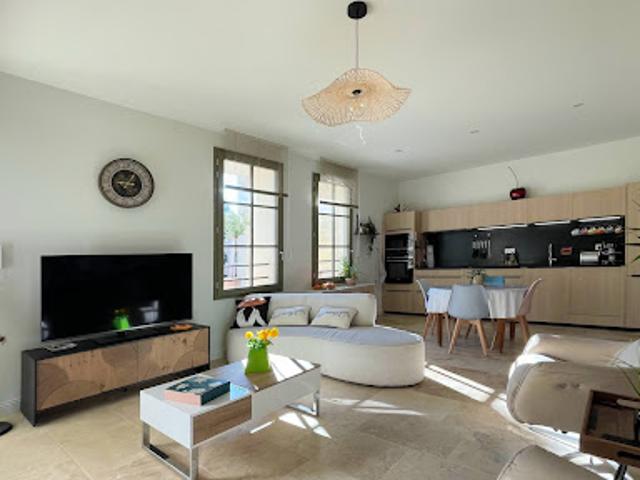 Vente Duplex 3 pièces 84 m2 Uzès