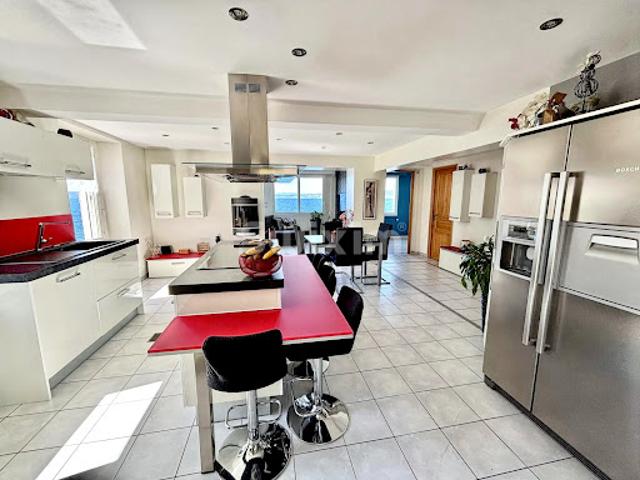 Vente Duplex 4 pièces 109.77 m2 Evian les Bains