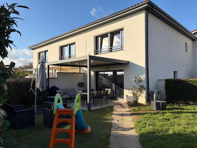 Vente Duplex 4 pièces 101 m2 Communay
