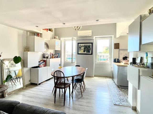 Vente Duplex 4 pièces 103 m2 Marseille 4ème