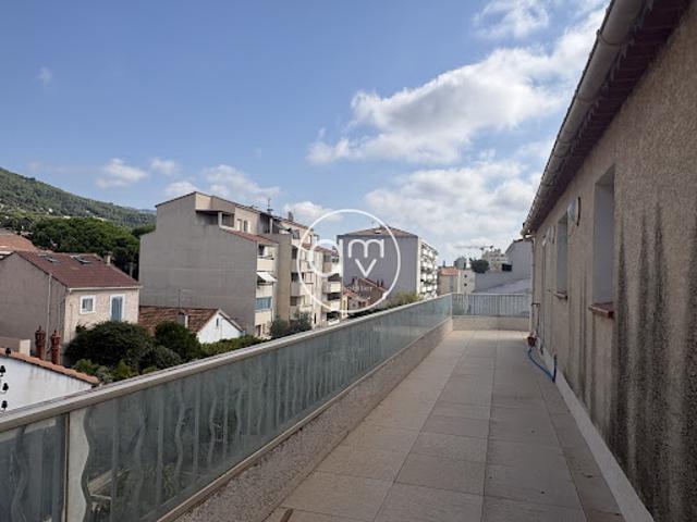 Vente Duplex 4 pièces 112 m2 Toulon