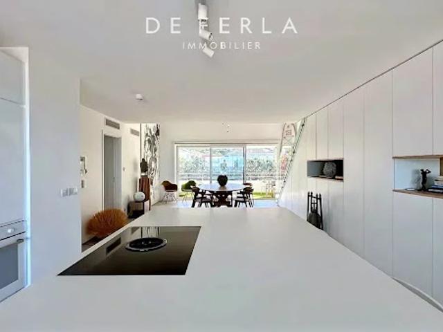 Vente Duplex 4 pièces 133 m2 Marseille 8ème