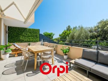 Vente Duplex 4 pièces 133 m2 Bandol