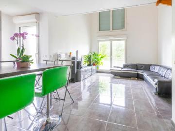 Vente Duplex 4 pièces 81 m2 Stains