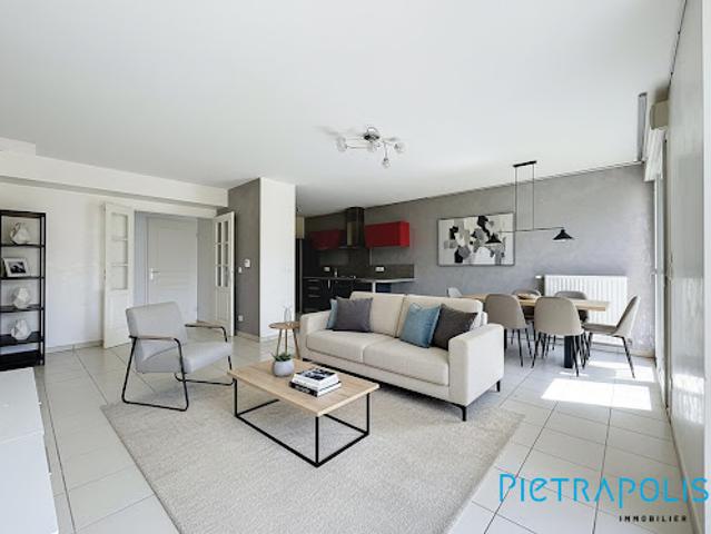 Vente Duplex 4 pièces 87 m2 Cessy