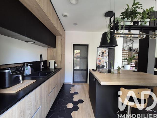 Vente Duplex 3 pièces 93 m2 Avignon