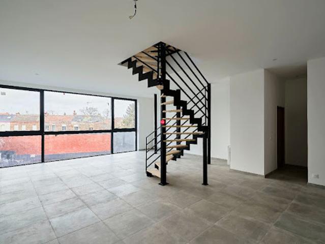 Vente Duplex 5 pièces 148.15 m2 Roubaix