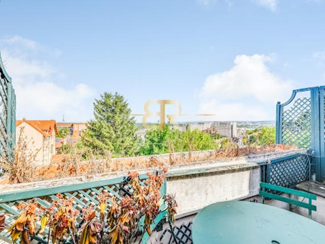 Vente Duplex 6 pièces 140 m2 Suresnes