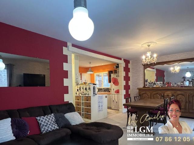 VENTE EN VIAGER OCCUPÉ – PAVILLON 65 m² DE PLAIN PIED AVEC VÉRANDA, GARAGE ET ÉQUIPEMENTS RÉCENTS