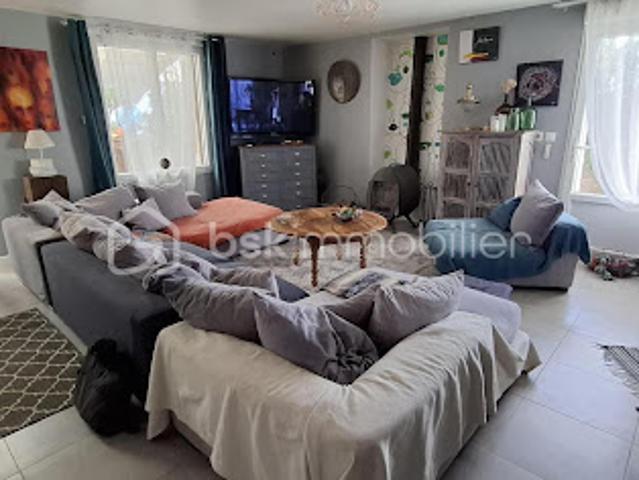 Vente Maison 5 pièces 168 m2 Les Hermites