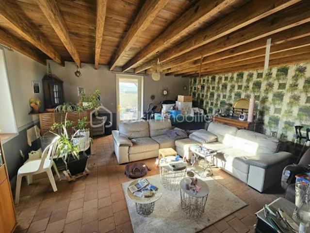 Vente Maison 6 pièces 185 m2 Saint Jean Saint Maurice sur Loire