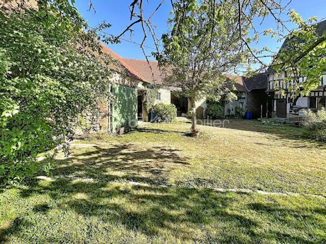 Vente Maison 7 pièces 261 m2 Ivry le Temple