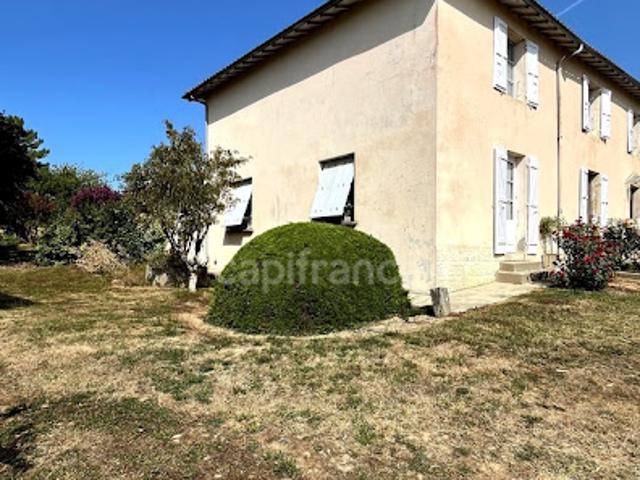 Vente Maison 9 pièces 270 m2 Sainte Gemme