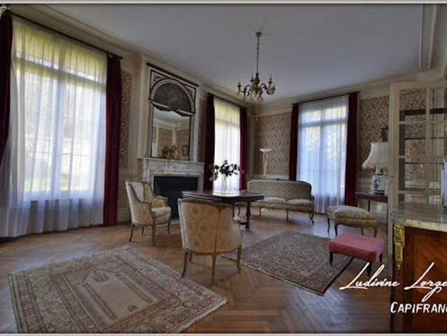 Vente Maison 10 pièces 336 m2 Bieuxy