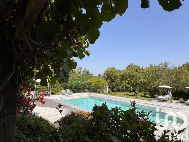 Vente Grange 13 pièces 340m² Vouvant