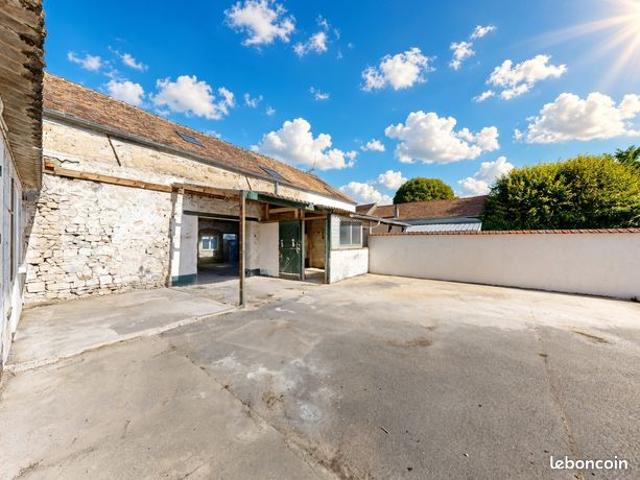 Vente | Grange à aménagée | 193 m²| terrain de 404 m² | Bois le Roi