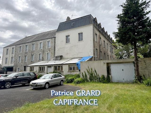 Vente Hôtel particulier 40 pièces 1070 m2 Saint Pierre Eglise