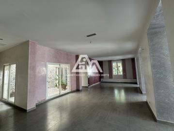 Vente Hôtel particulier 6 pièces 269 m2 Montpellier