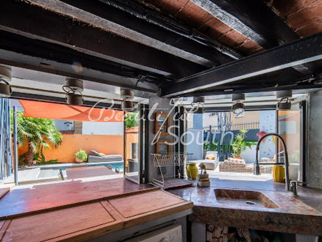 Vente Hôtel particulier 7 pièces 215.26 m2 Torreilles