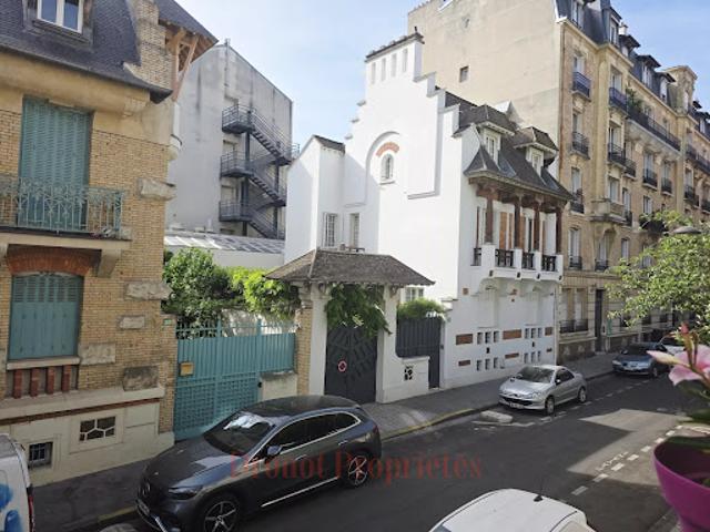 Vente Maison 8 pièces 229 m2 Vincennes