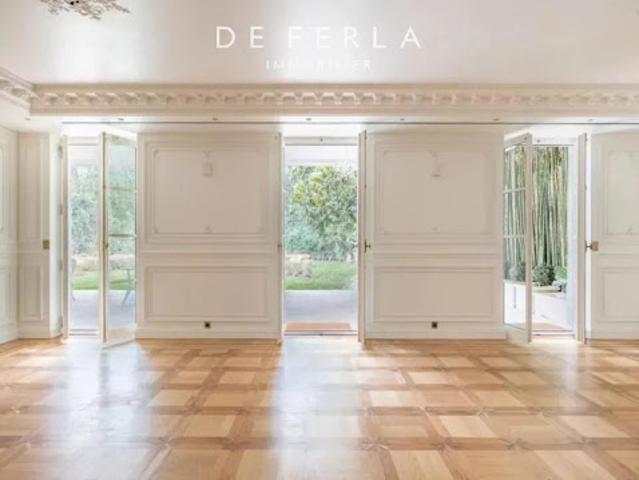Vente Hôtel particulier 9 pièces 731 m2 Neuilly sur Seine