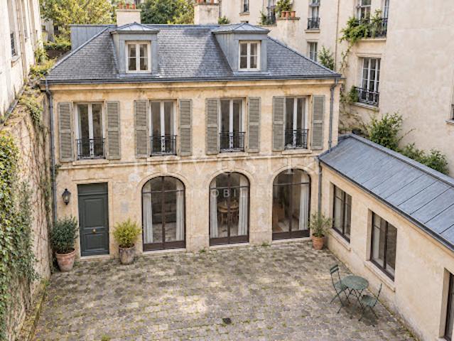 Vente Hôtel particulier 9 pièces 270 m2 Paris 7ème