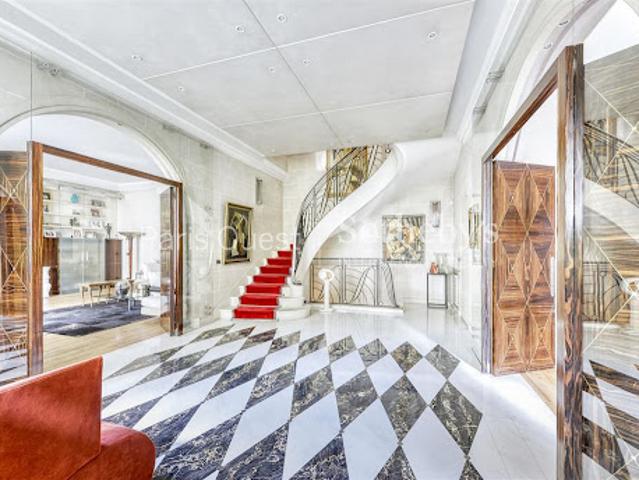 Vente Hôtel particulier 9 pièces 335 m2 Neuilly sur Seine