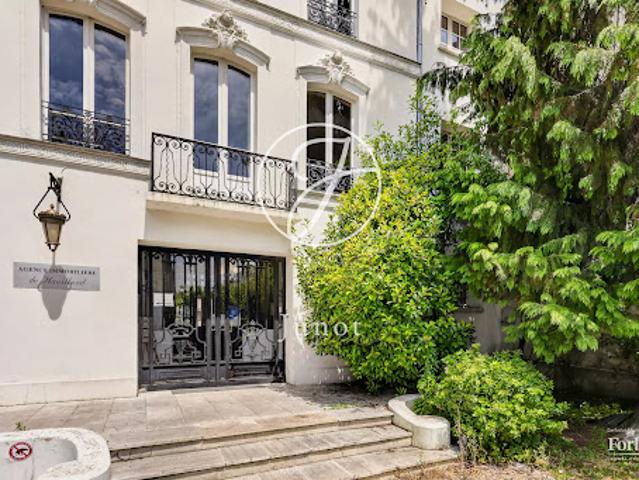 Vente Hôtel particulier 13 pièces 280.1 m2 Saint Cloud