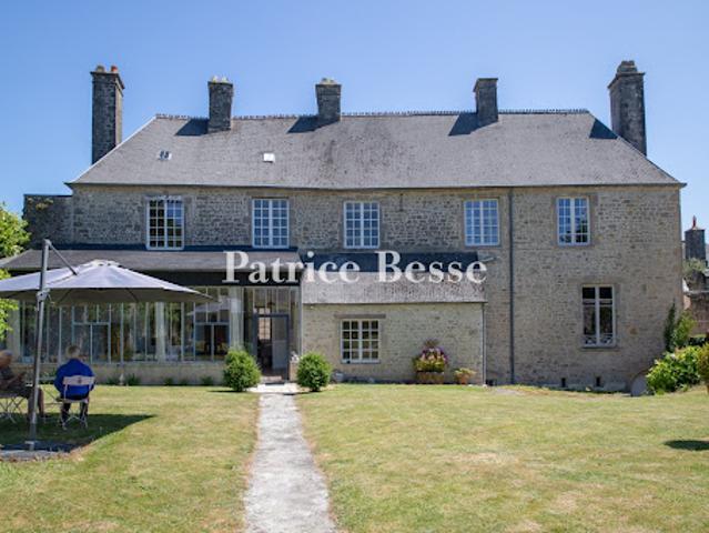 Vente Hôtel particulier 12 pièces 370 m2 Valognes