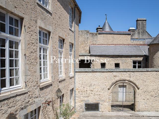 Vente Hôtel particulier 12 pièces 370 m2 Valognes